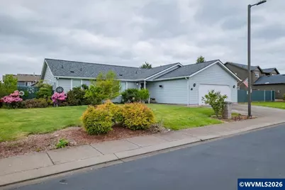 5323 Olympic Cir, Eugene, OR 97402 - Photo 1