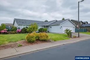 5323 Olympic Cir, Eugene, OR 97402 - Photo 1