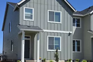 1024 Drake Ln, Woodburn, OR 97071 - Photo 1