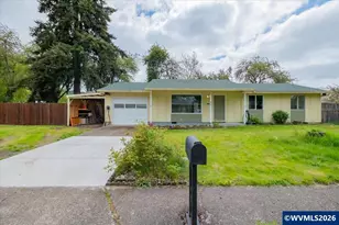 2241 Kalmia St, Sweet Home, OR 97386 - Photo 1