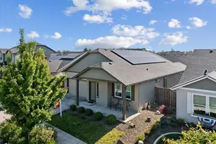 559 SE Casting St, Albany, OR 97322 - Photo 1
