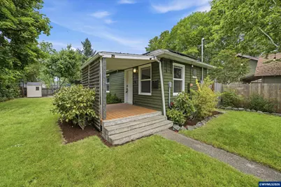 2025 Trade St SE, Salem, OR 97301 - Photo 1