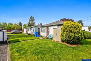 224-226 Stark St N, Salem, OR 97303 - Photo 1