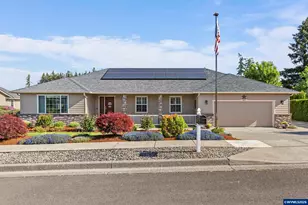 613 SW 7th St, Sublimity, OR 97385 - Photo 1