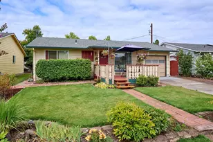 1215 Stanfield Rd, Woodburn, OR 97071 - Photo 1