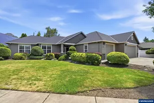 230 McLaughlin Dr, Woodburn, OR 97071 - Photo 1