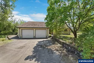 888 Meadows Ln SE, Jefferson, OR 97352 - Photo 1