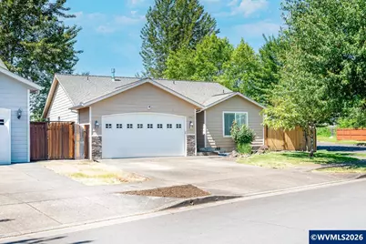 792 Trinity St NE, Albany, OR 97322 - Photo 1
