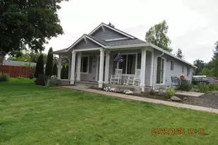 553 SW Kingwood Av, Mill City, OR 97360 - Photo 1