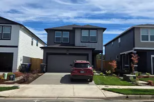 398 Reno St NE, Salem, OR 97301 - Photo 1