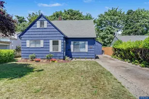 988 SE Miller Ave, Dallas, OR 97338 - Photo 1