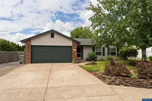 3002 S 7th Pl, Lebanon, OR 97355 - Photo 1