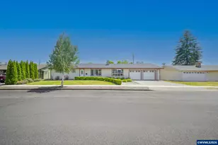 1166 N Douglas Ave, Stayton, OR 97383 - Photo 1