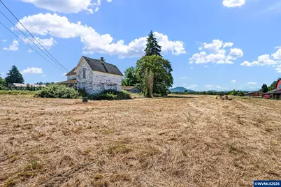 33957 Tennessee Rd, Lebanon, OR 97355 - Photo 1