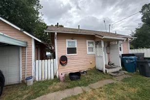 2335 Walnut Ave NE, Salem, OR 97301 - Photo 1