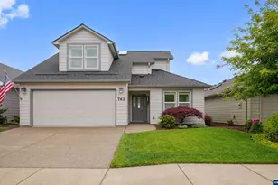 762 SE St Andrews Ln, Dallas, OR 97338 - Photo 1