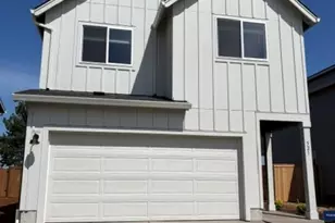 521 Spring Bl, Woodburn, OR 97071 - Photo 1