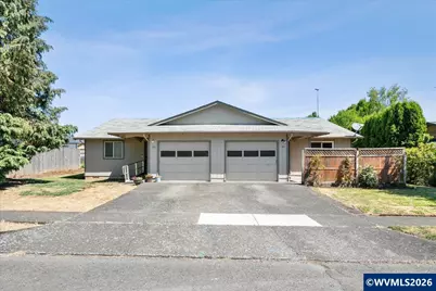 113 SW 9th St, Sublimity, OR 97385 - Photo 1