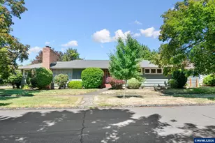 925 15th St NE, Salem, OR 97301 - Photo 1