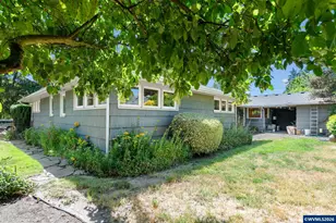 925 15th St NE, Salem, OR 97301 - Photo 33