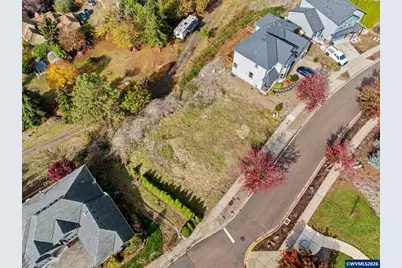 801 Northpoint Lp, Brownsville, OR 97327 - Photo 1