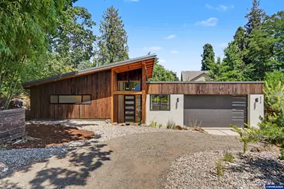 200 Welch St, Silverton, OR 97381 - Photo 1