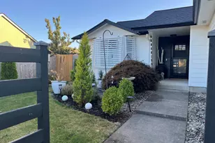 3109 28th Ave SE, Albany, OR 97322 - Photo 1