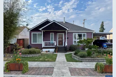 1019 SW 15th Av, Albany, OR 97321 - Photo 1
