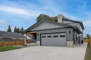 2456 Phillips Wy, Lebanon, OR 97355 - Photo 1