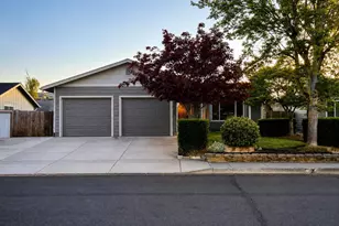 2700 S 10th St, Lebanon, OR 97355 - Photo 1