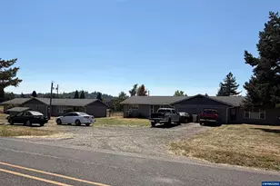 34154 Kamph Dr, Albany, OR 97322 - Photo 1