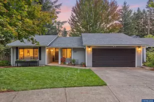 4662 7th Ave SE, Salem, OR 97302 - Photo 1