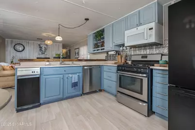 325 W State Route 89A #7, Cottonwood, AZ 86326 - Photo 11