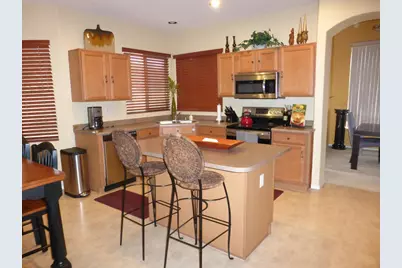 1042 N Moccasin Trail, Gilbert, AZ 85234 - Photo 3
