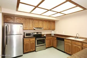 12212 N Paradise Vlg Pkwy S, Phoenix, AZ 85032 - Photo 27