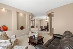 743 E Torrey Pines Pl, Chandler, AZ 85249 - Photo 5