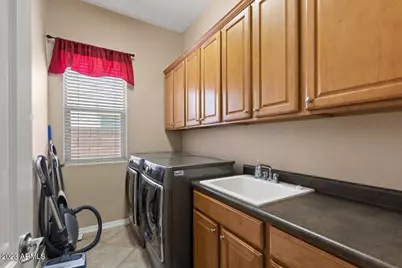 743 E Torrey Pines Place, Chandler, AZ 85249 - Photo 27