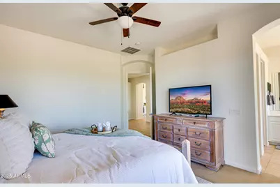 6686 S St Andrews Way, Gilbert, AZ 85298 - Photo 13