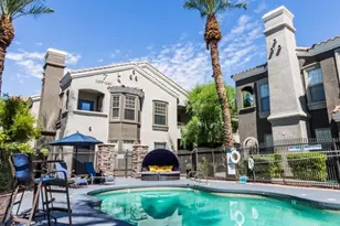 10 W Minnezona Ave, Phoenix, AZ 85013 - Photo 1