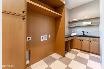 9775 E Hidden Valley Road, Scottsdale, AZ 85262 - Photo 25