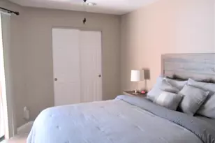 4303 E Cactus Rd, Phoenix, AZ 85032 - Photo 11