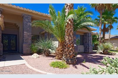 10220 E Cochise Drive, Scottsdale, AZ 85258 - Photo 1