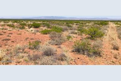 X X -- #25, McNeal, AZ 85617 - Photo 1