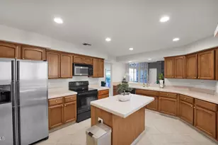 9709 E Mountain View Rd, Scottsdale, AZ 85258 - Photo 5