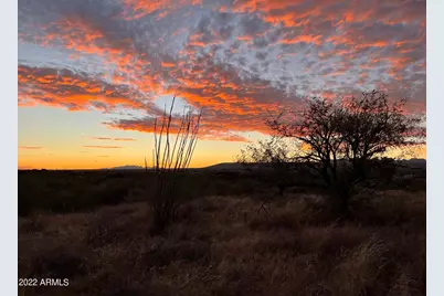640 E Canyon Rock Road #00049, Green Valley, AZ 85614 - Photo 5