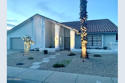 9752 E Wood Drive, Scottsdale, AZ 85260 - Photo 1