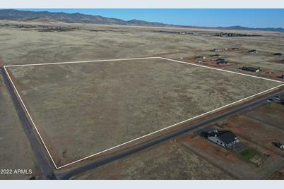 Tbd E Pronghorn 373C Lane #8, Prescott Valley, AZ 86315 - Photo 1