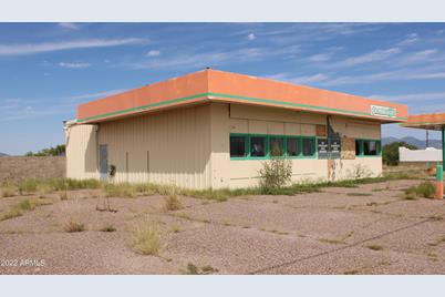 140 S Huachuca Boulevard, Huachuca City, AZ 85616 - Photo 1