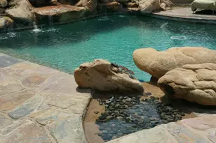 10100 N 78th Pl, Scottsdale, AZ 85258 - Photo 9