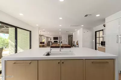 5222 N Saddle Rock Drive, Phoenix, AZ 85018 - Photo 13